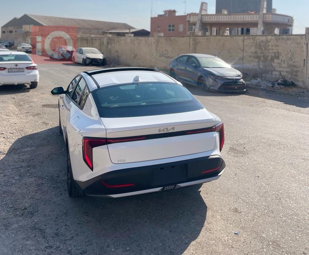 كيا K4